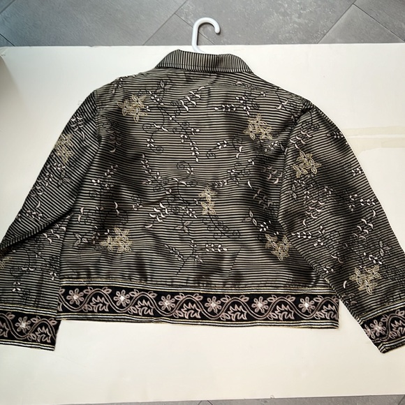 CHICO’S Silk Embroidered Jacket - Picture 11 of 12